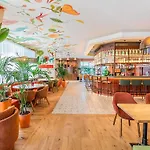 里斯本纳索艾许公园宜必思酒店 Lisboa