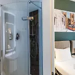 Ibis Parque Nacoes 3*