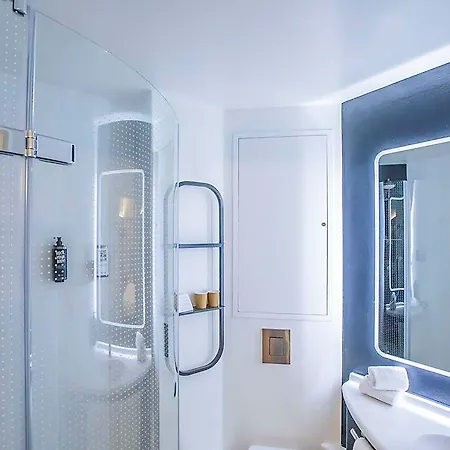 Ibis Parque Nacoes Hotel 3*