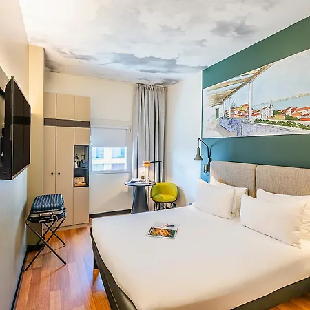 Hotell Ibis Parque Nacoes Lisboa