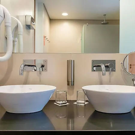 Ibis Parque Nacoes 3* Lisboa