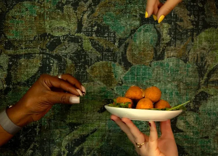 Ibis Parque Nacoes 3* Лиссабон