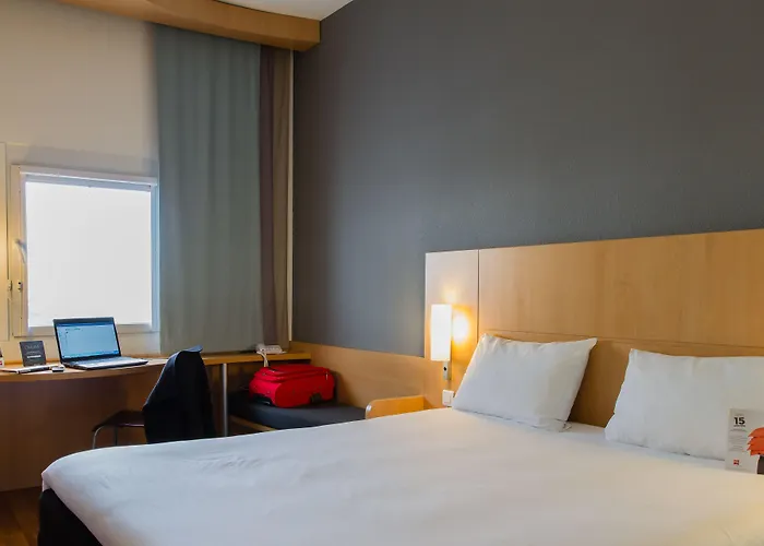 Ibis Parque Nacoes Hotel