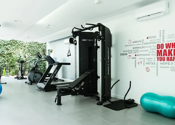 Отель Ibis Parque Nacoes 3*