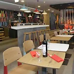 Ibis Parque Nacoes Hotel