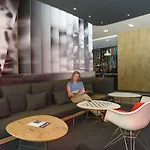 Ibis Parque Nacoes 3*