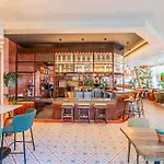 Ibis Parque Nacoes Hotel 3*