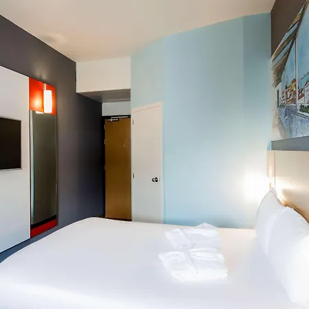 Hotel Ibis Parque Nações 3*